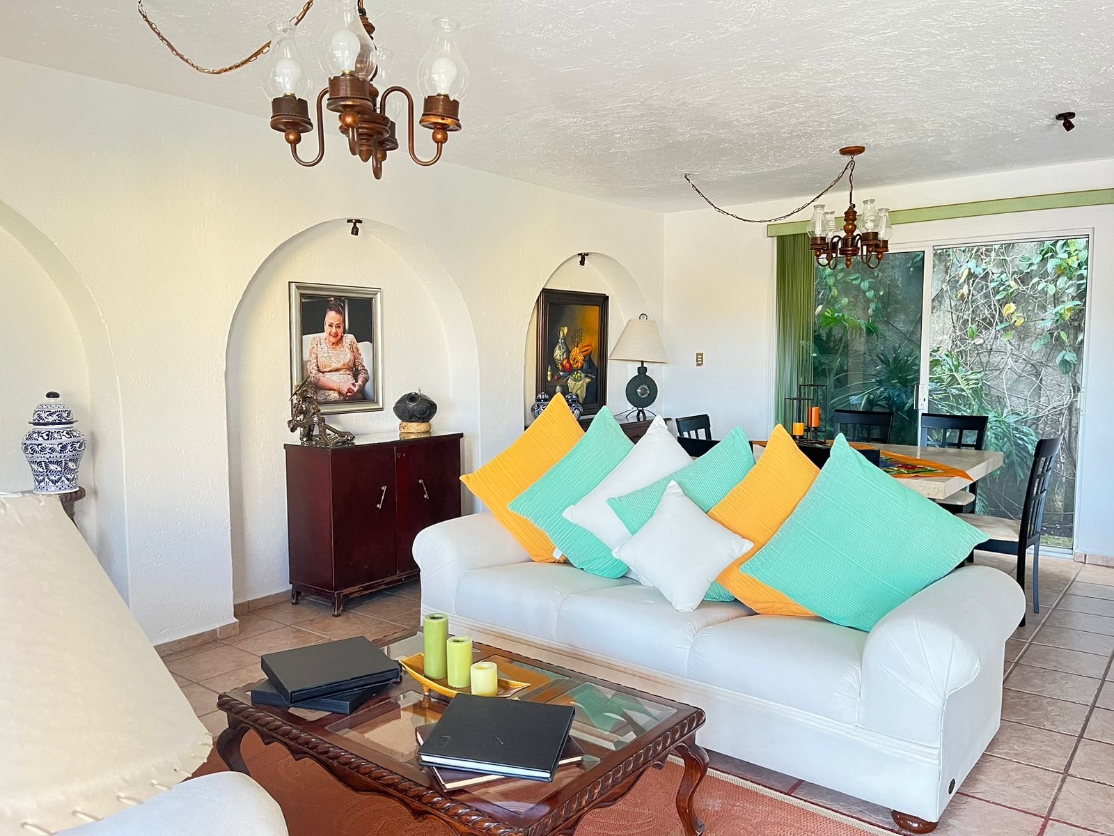 695bddab-3d77-46e3-8207-c89b32b57869